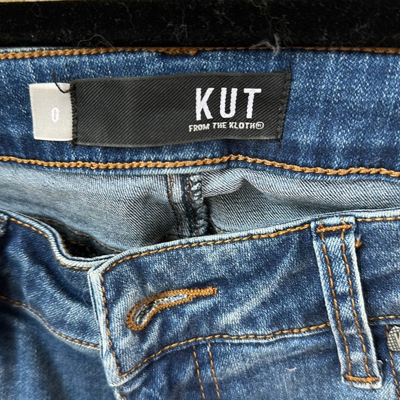 Jeans - Picture 2 of 3